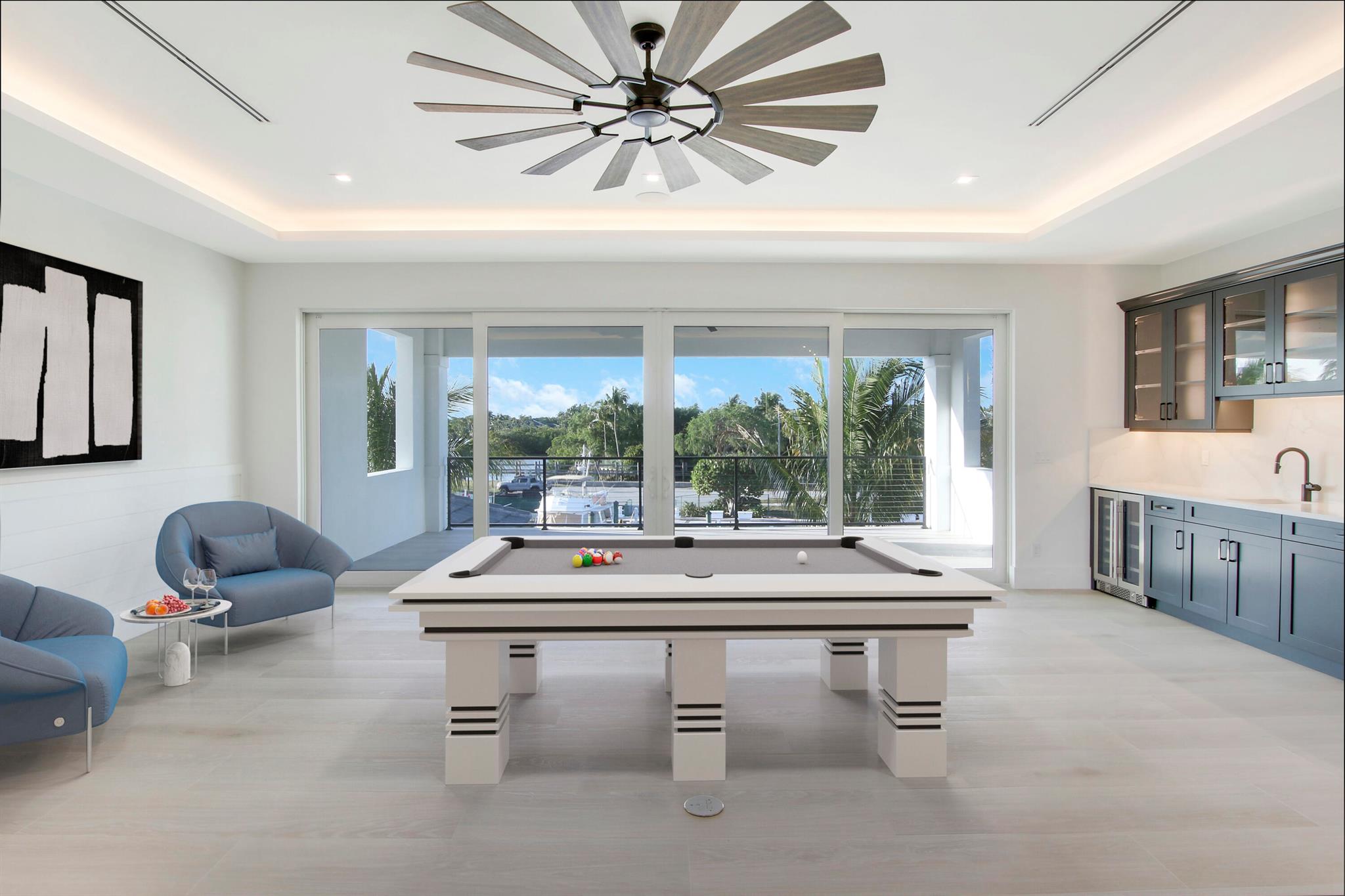 717 Harbour Point Drive