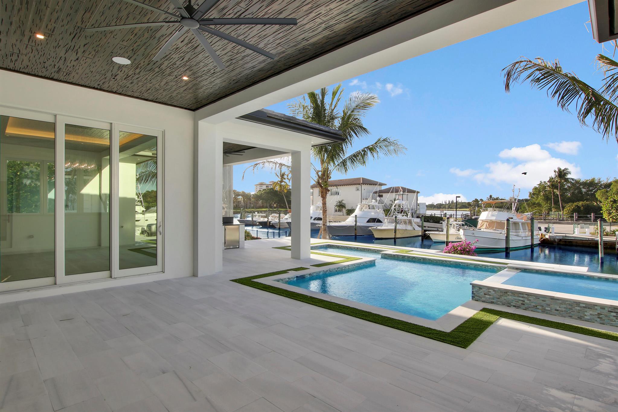 717 Harbour Point Drive