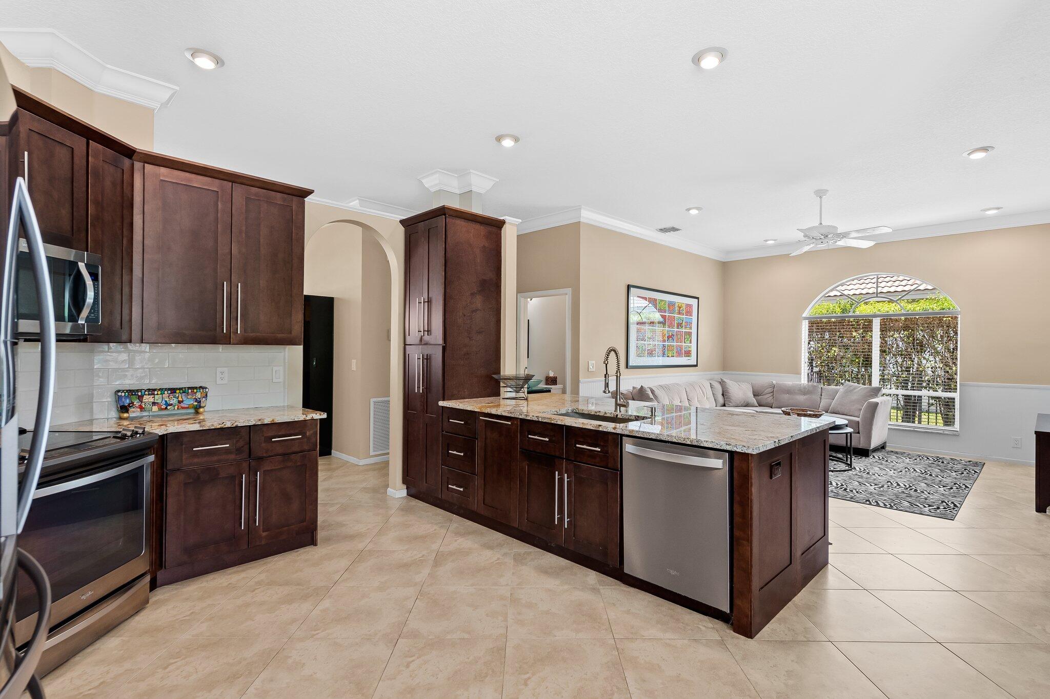 12408 Rockledge Circle