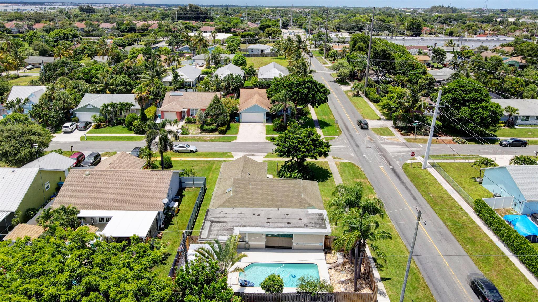 800 SW 1st Court