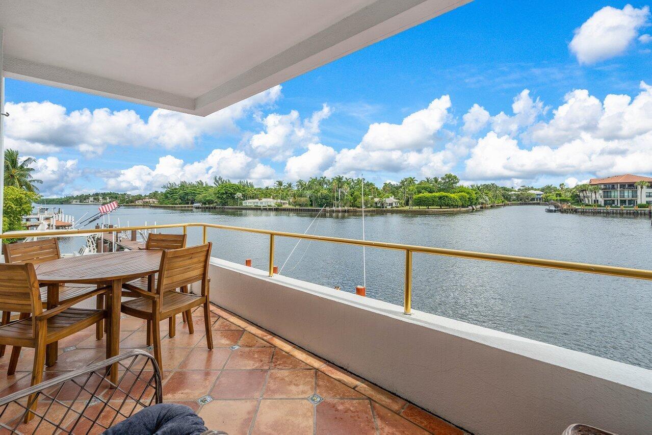 815 Palm Trail Unit: 1