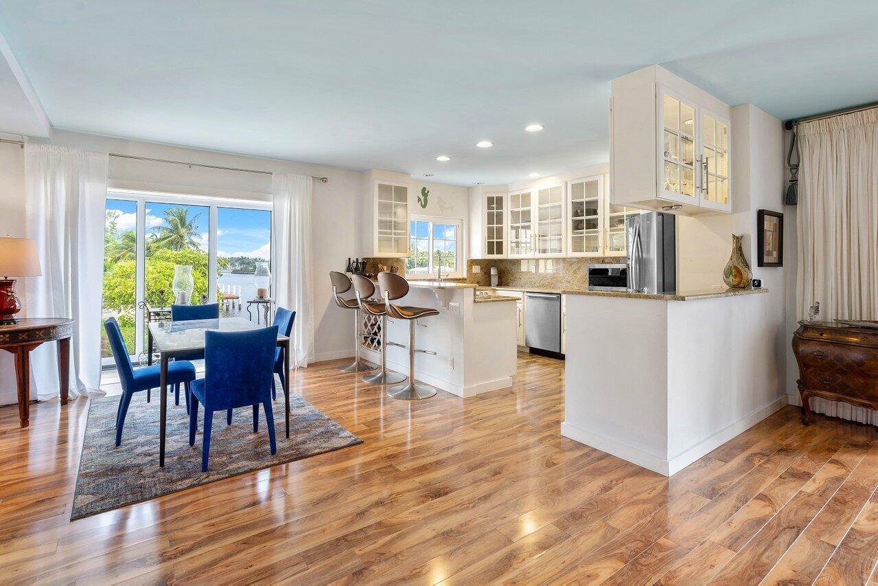 815 Palm Trail Unit: 1