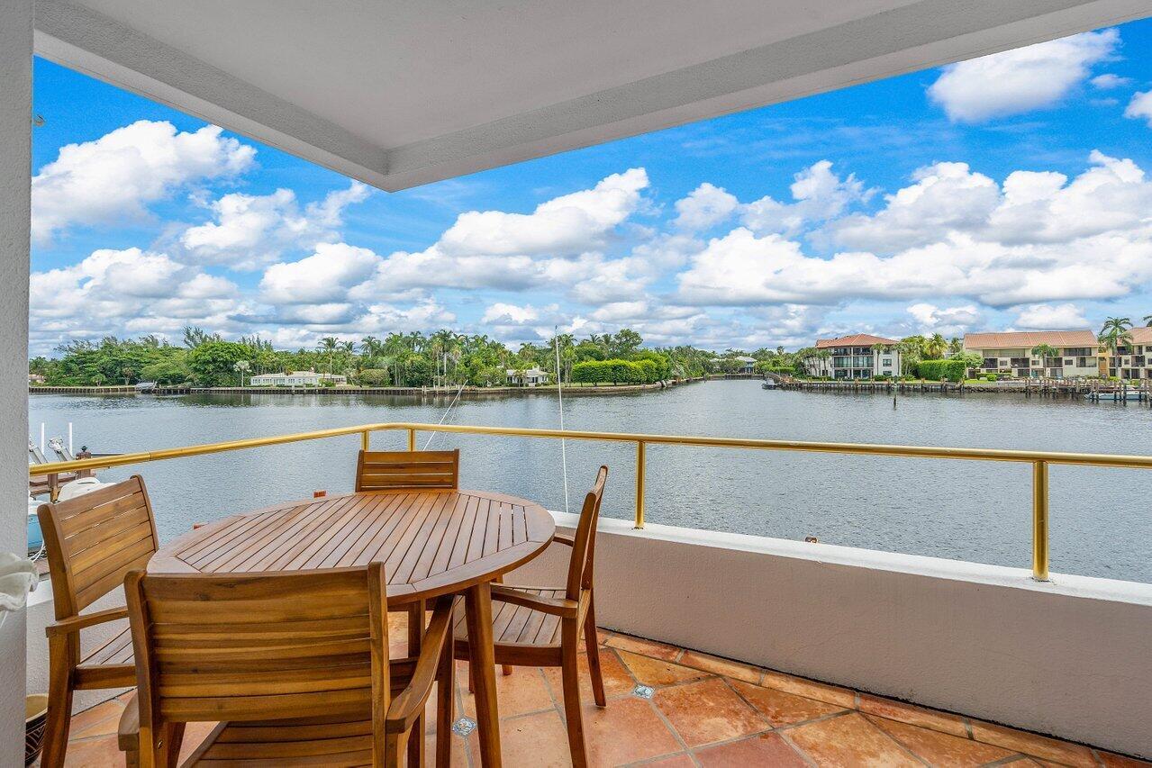 815 Palm Trail Unit: 1