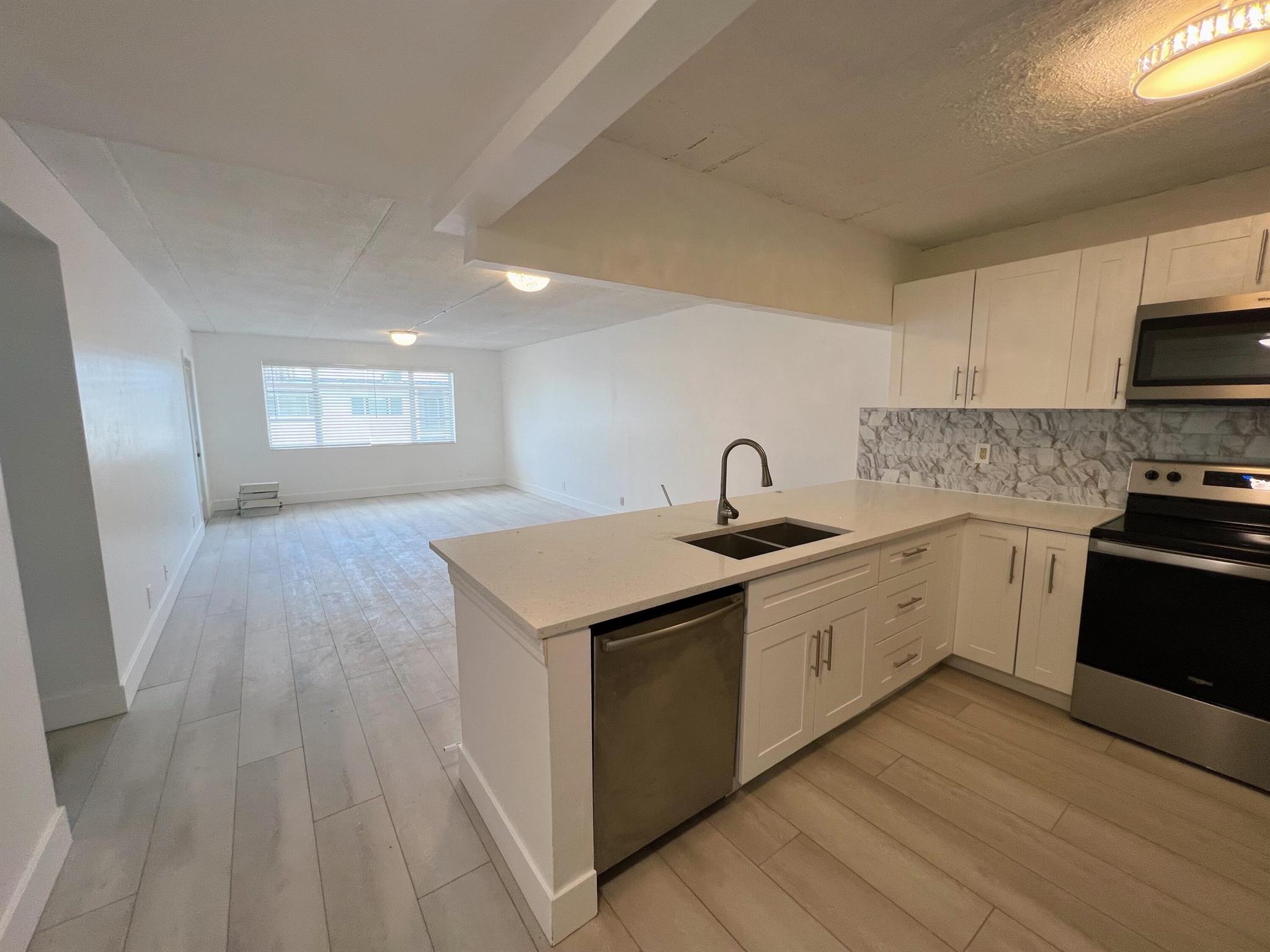 4500 N Flagler Drive Drive Unit: C19