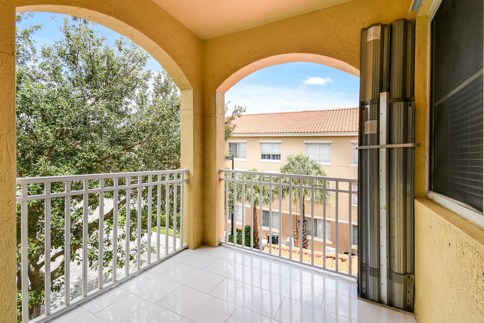 11026 Legacy Drive Unit: 301