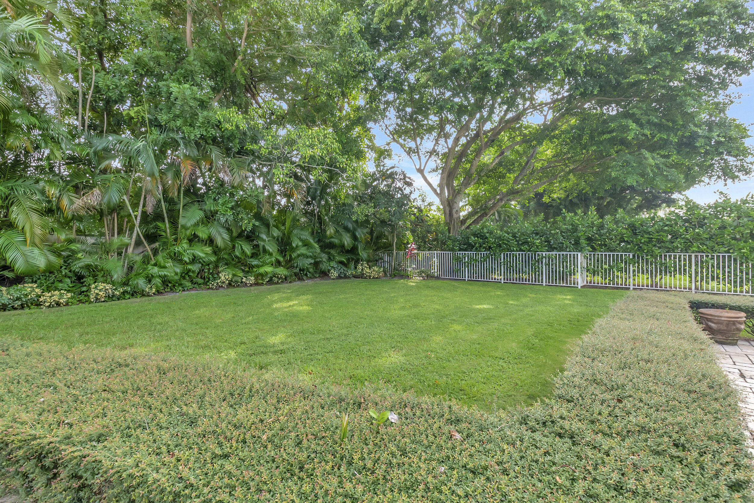 3972 NW 52nd Street
