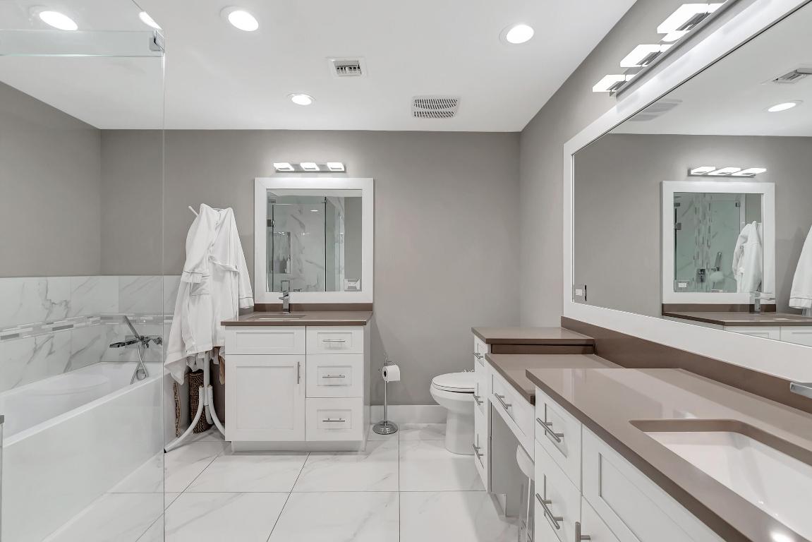 5136 Lake Catalina Drive Unit: C