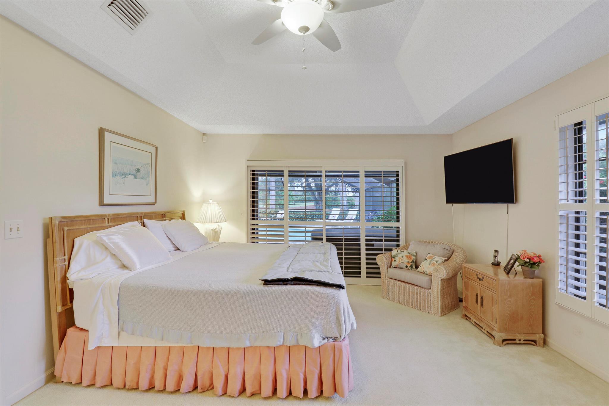 196 SE Turtle Creek Drive