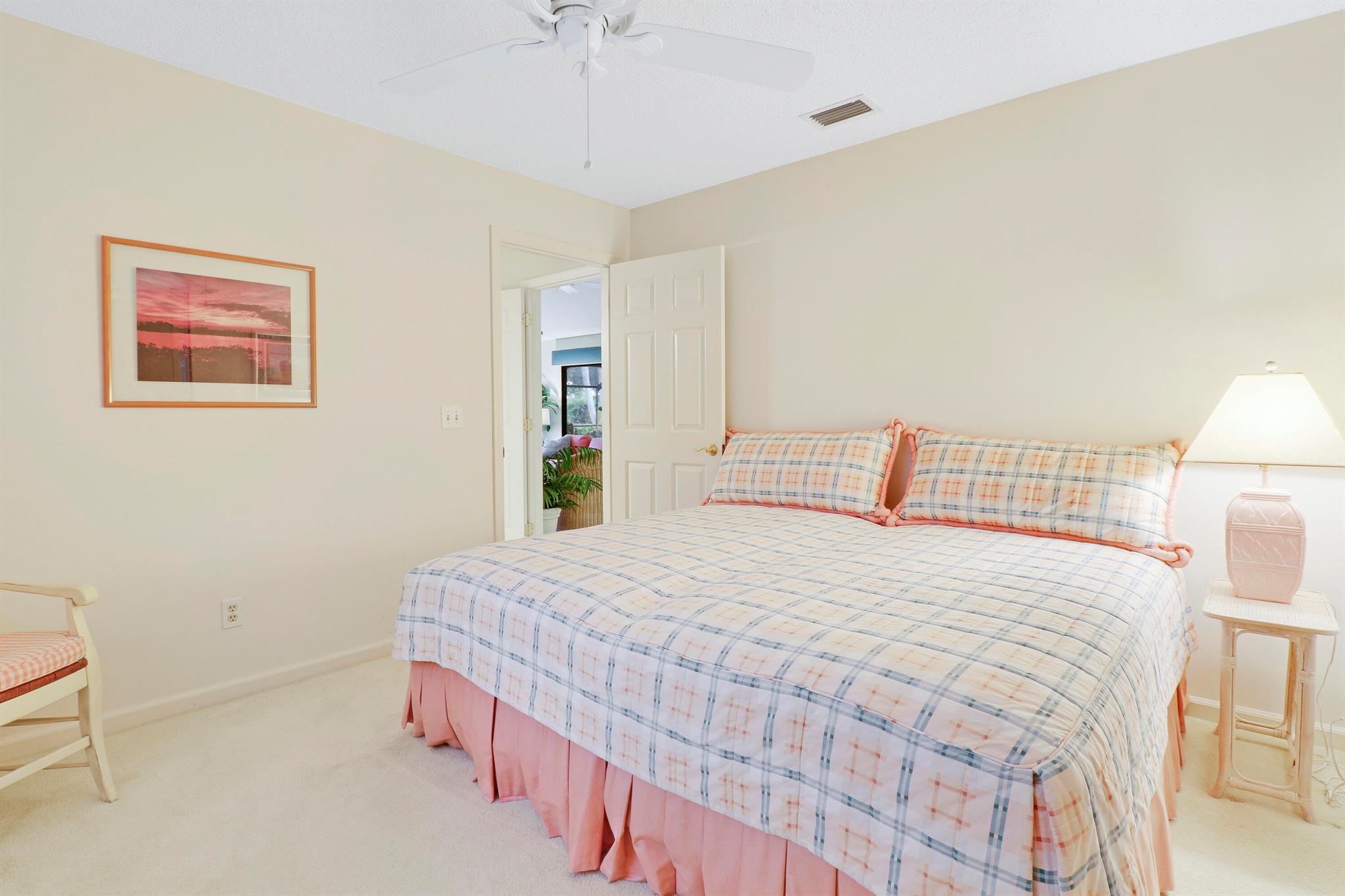 196 SE Turtle Creek Drive