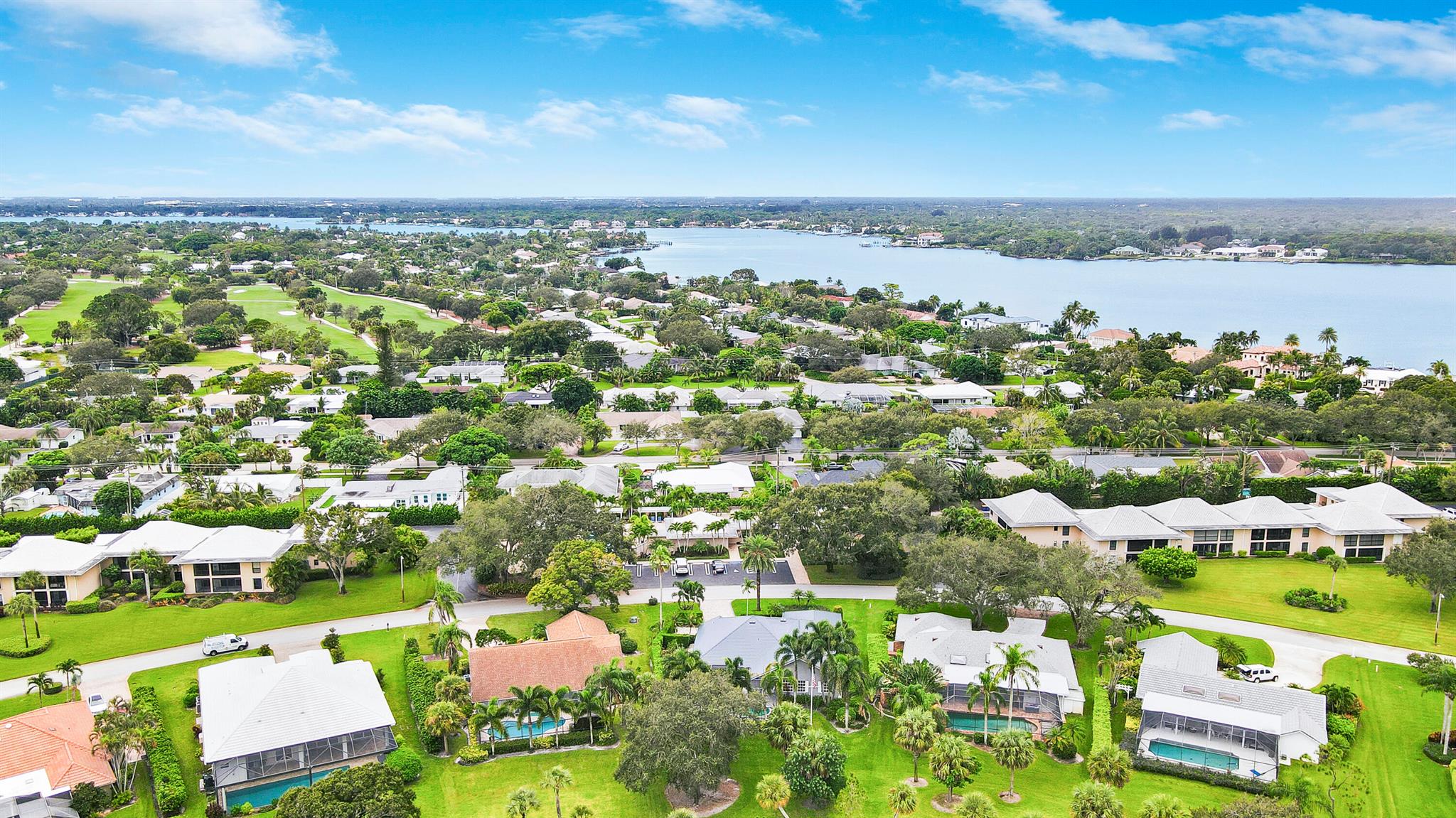 196 SE Turtle Creek Drive