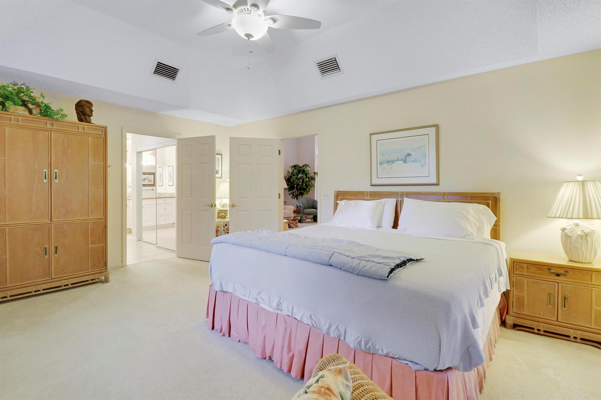 196 SE Turtle Creek Drive