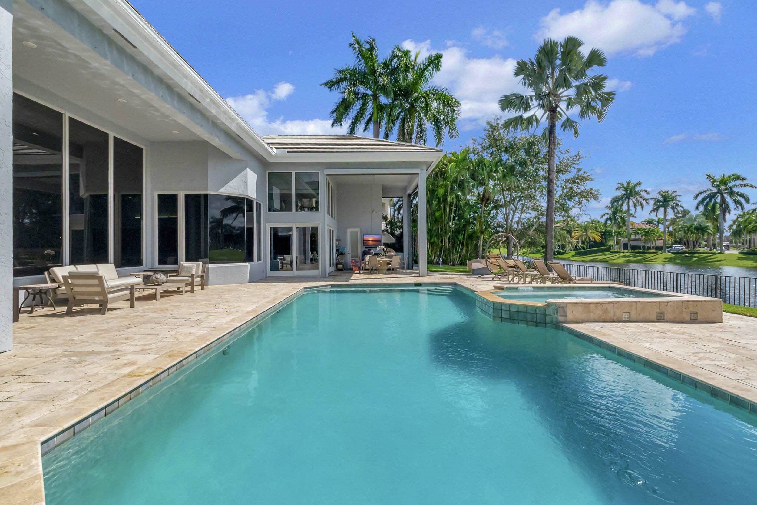 6828 Queenferry Circle, Boca Raton