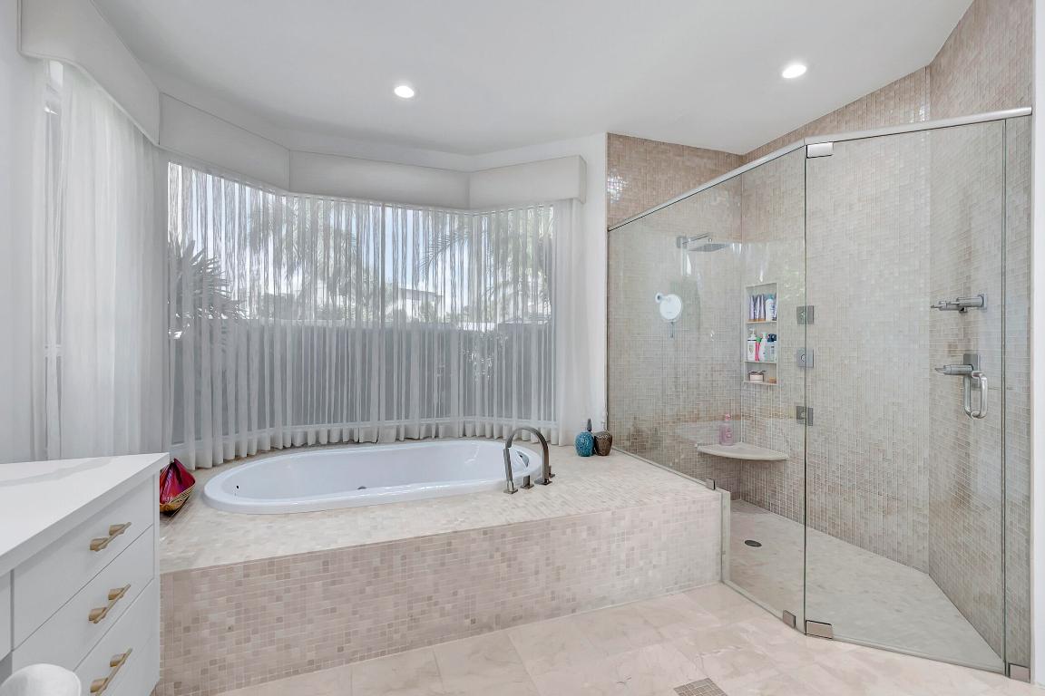 6828 Queenferry Circle, Boca Raton