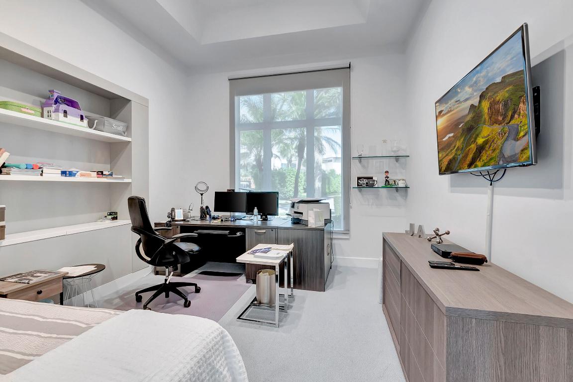 6828 Queenferry Circle, Boca Raton