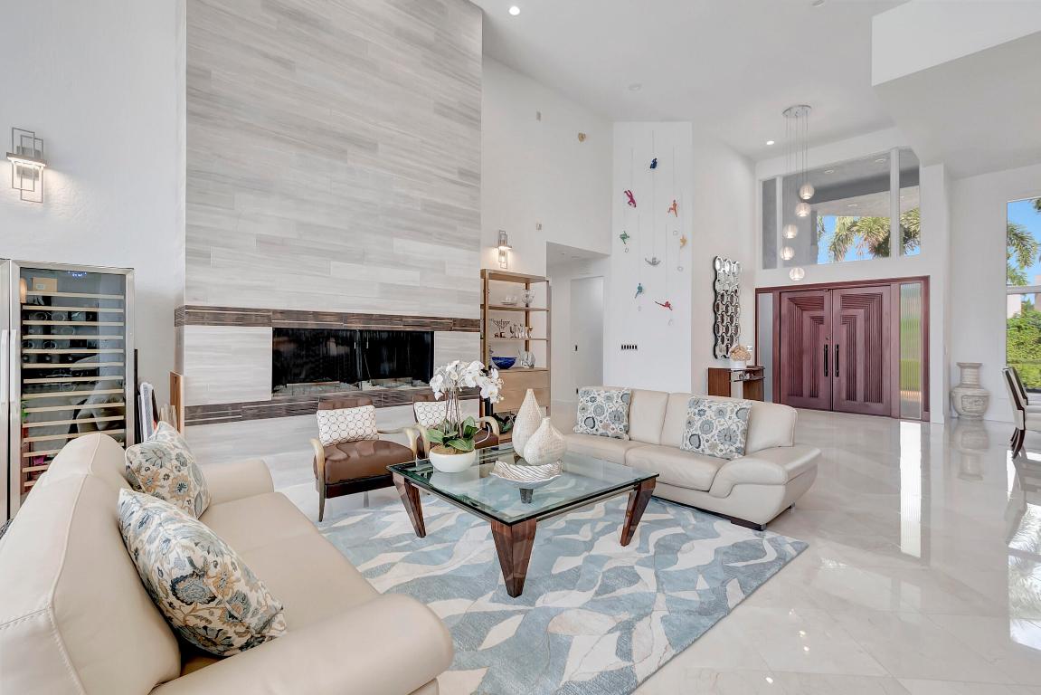 6828 Queenferry Circle, Boca Raton