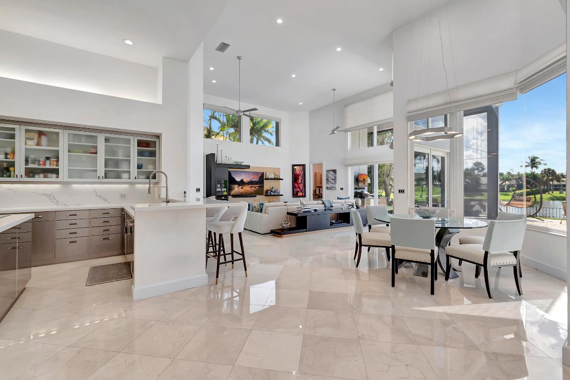 6828 Queenferry Circle, Boca Raton