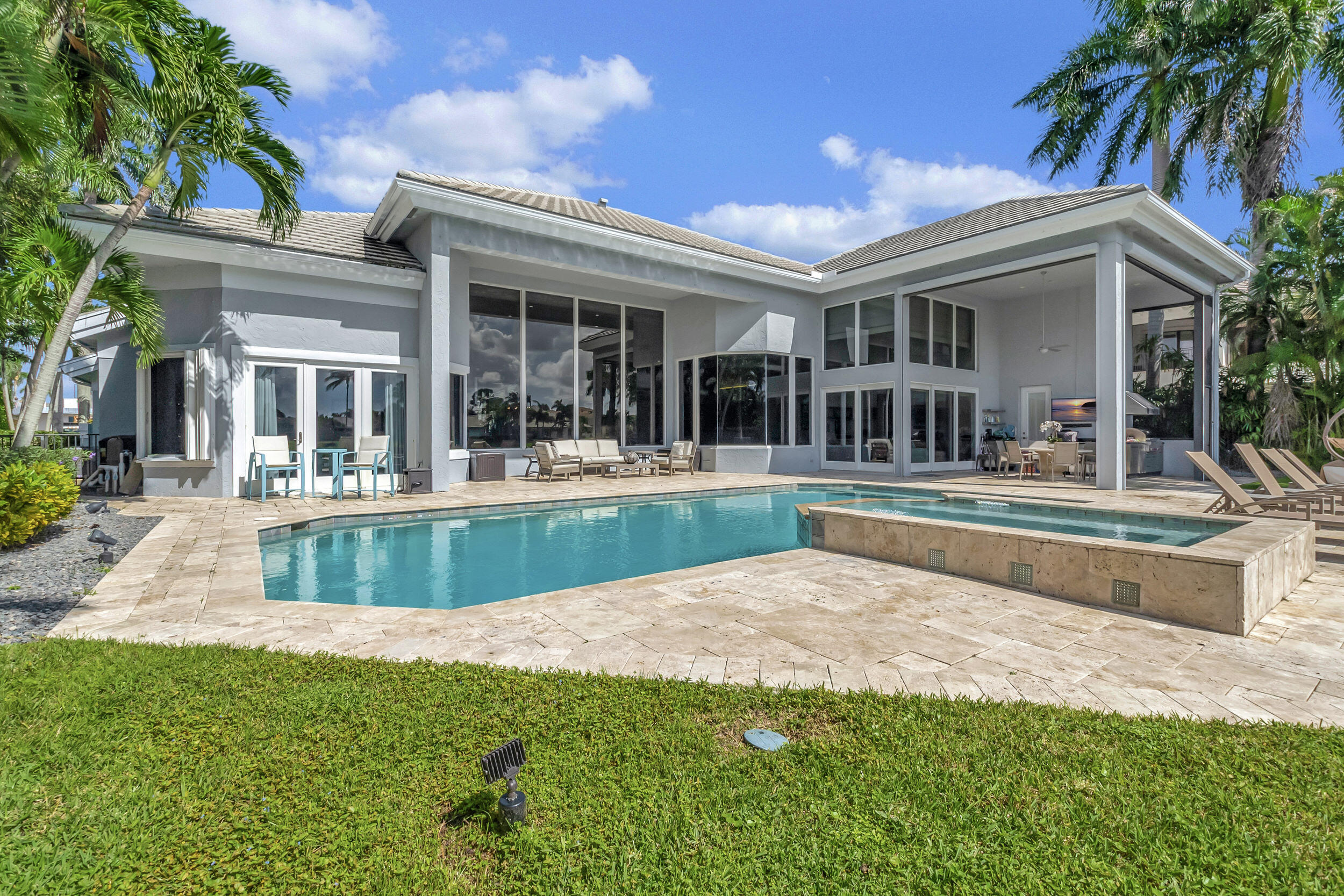6828 Queenferry Circle, Boca Raton