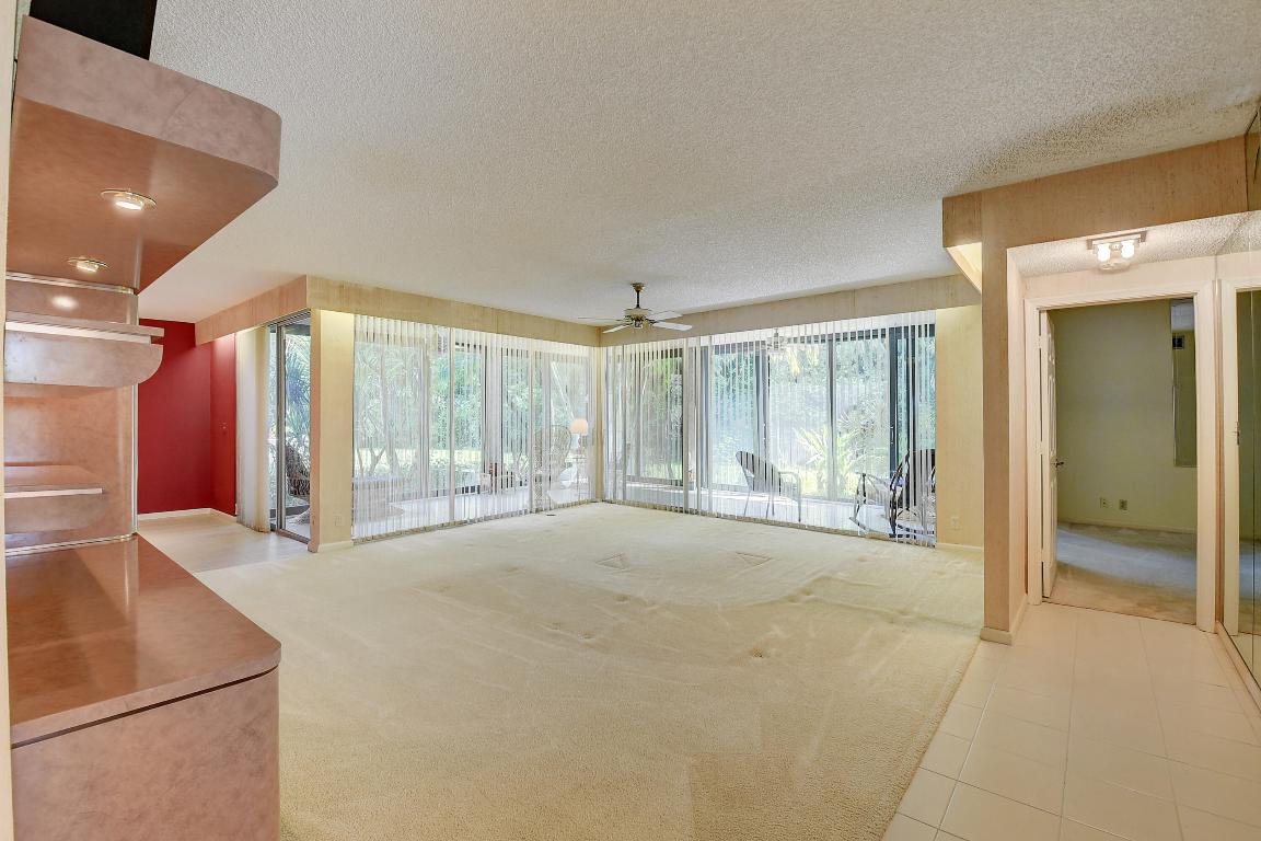 7593 Cinebar Drive, Boca Raton