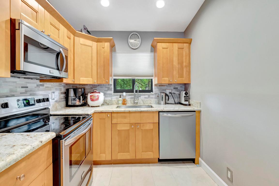 301 Olivewood Place 0228, Boca Raton Unit: 0228