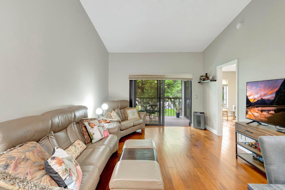 301 Olivewood Place 0228, Boca Raton Unit: 0228