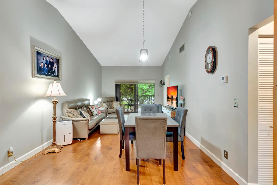 301 Olivewood Place 0228, Boca Raton Unit: 0228