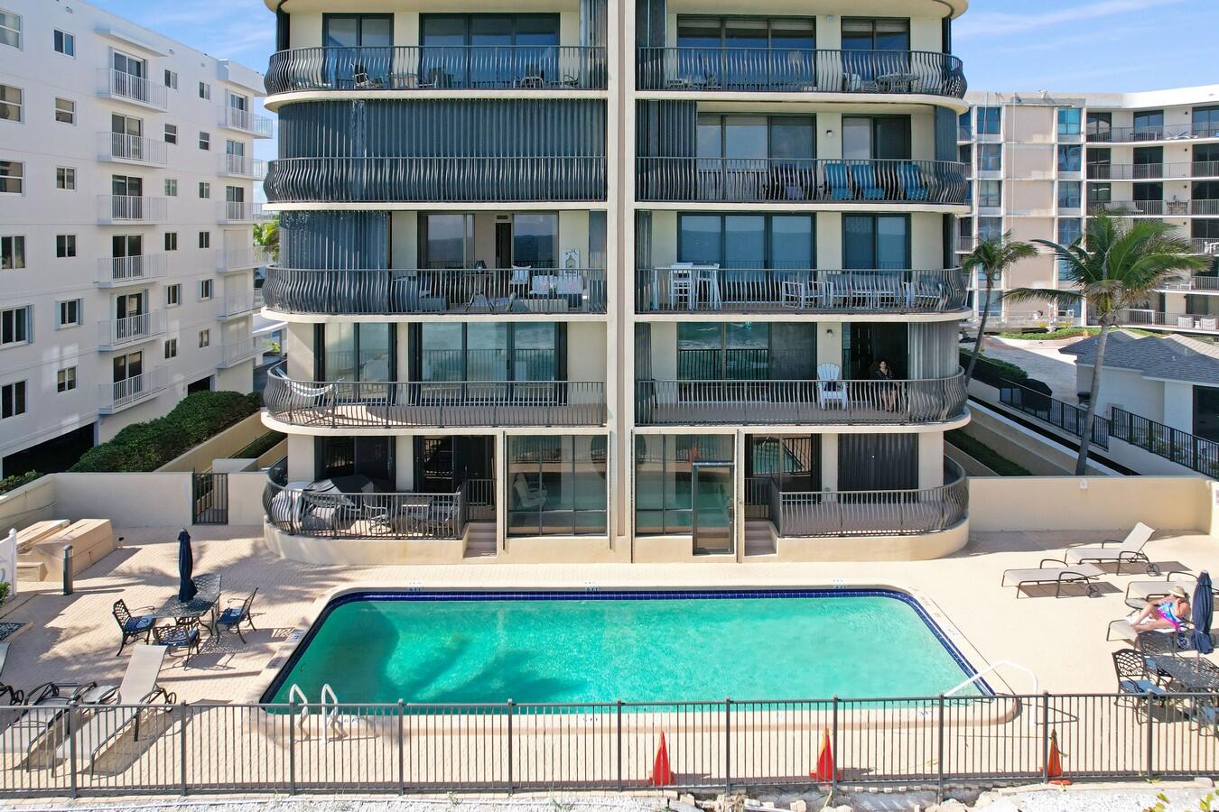 4000 S Ocean Boulevard 303, South Palm Beach Unit: 303