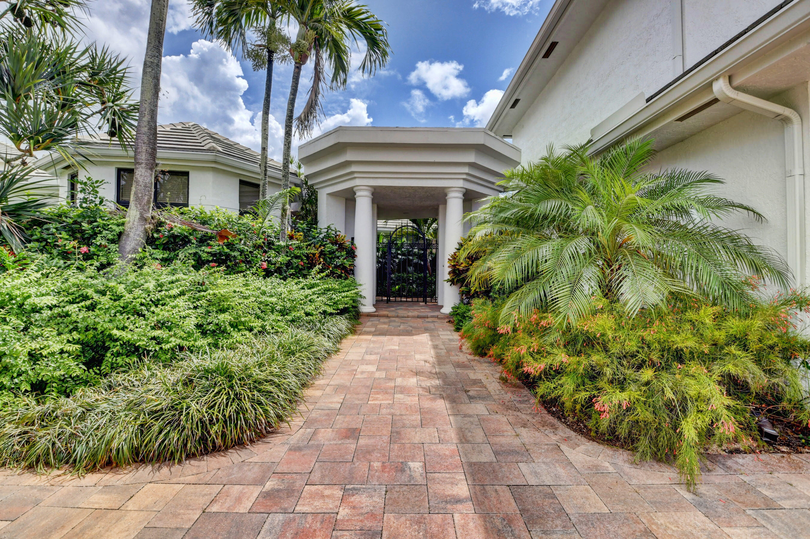 17064 Castlebay Court, Boca Raton