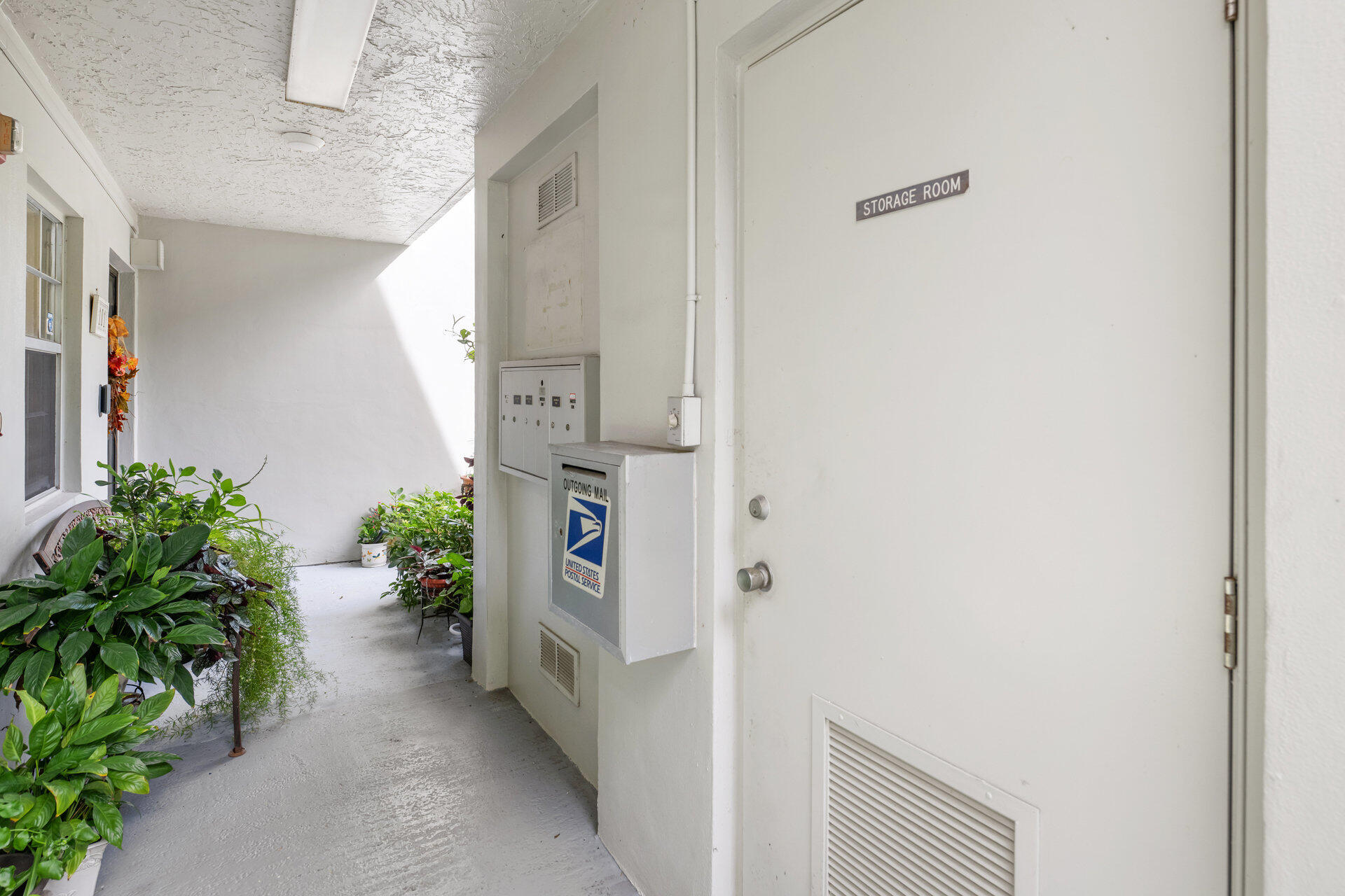 901 W Cypress Lane 101, Pompano Beach Unit: 101