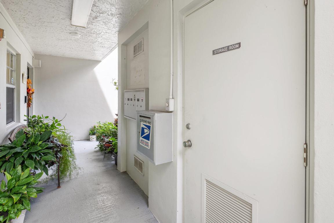 901 W Cypress Lane 101, Pompano Beach Unit: 101