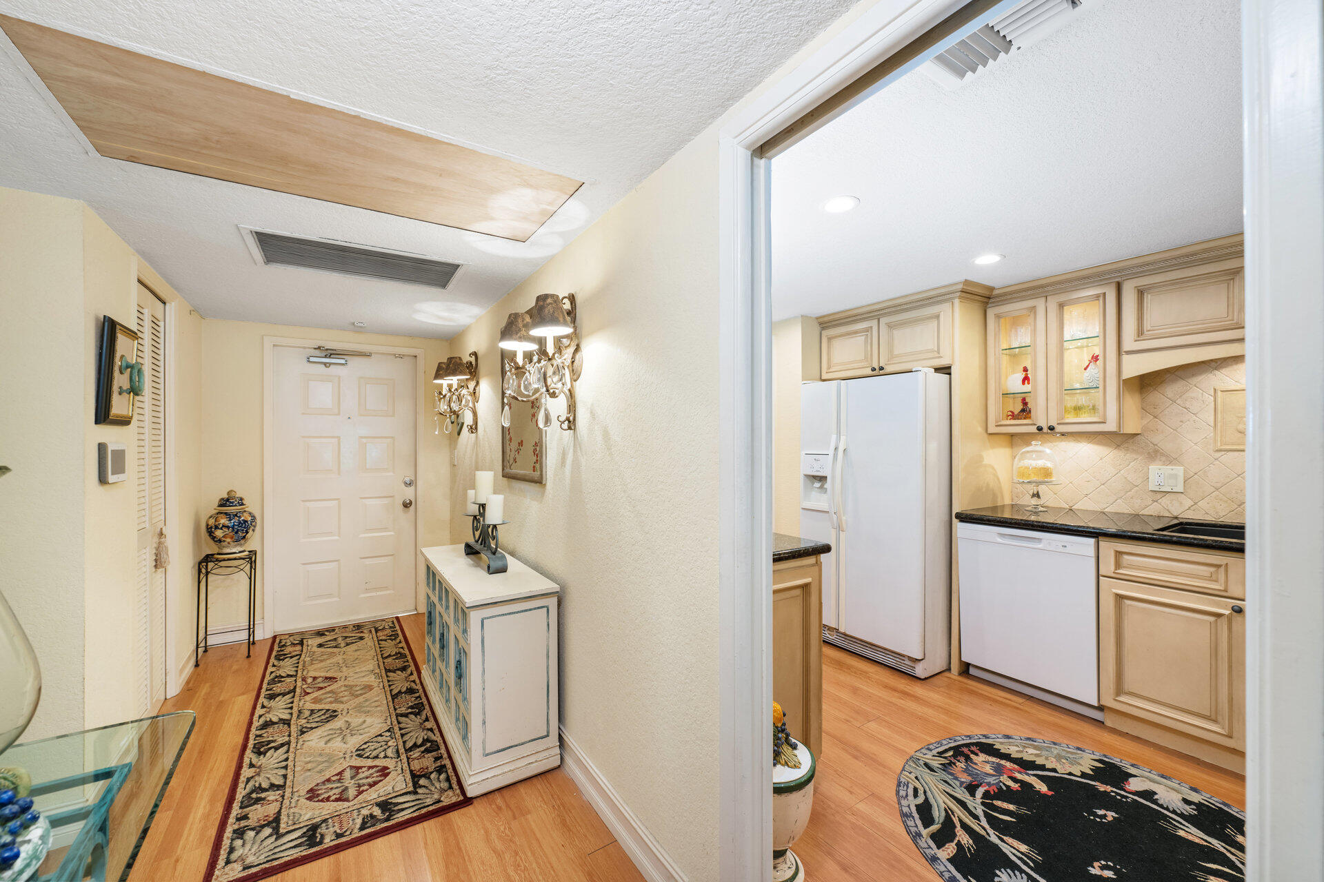 901 W Cypress Lane 101, Pompano Beach Unit: 101