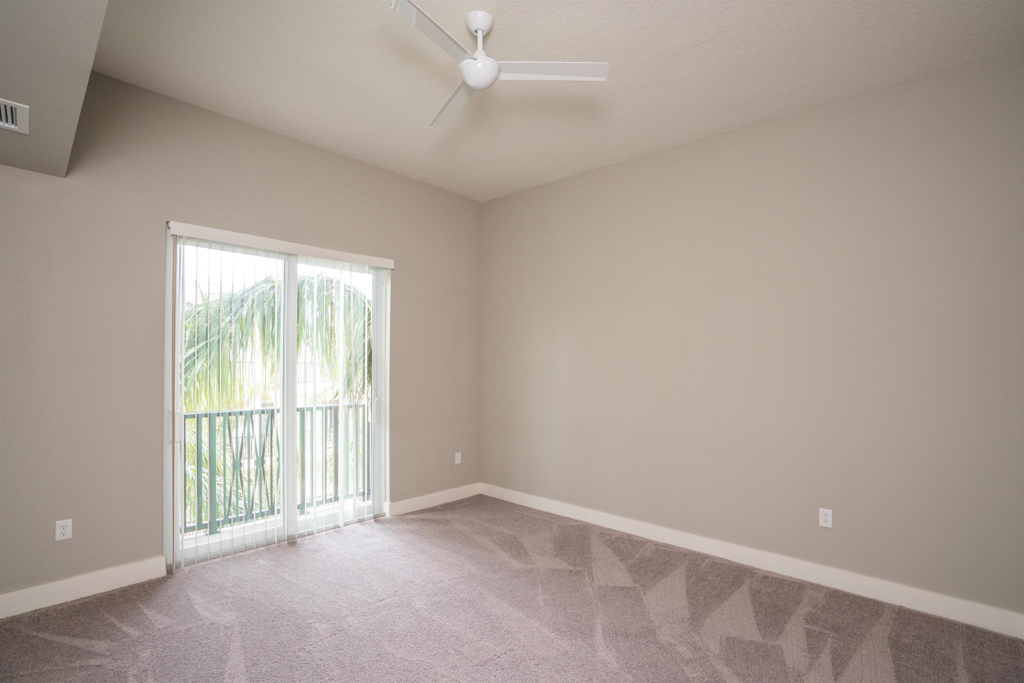 225 S Latitude Circle Unit: 204