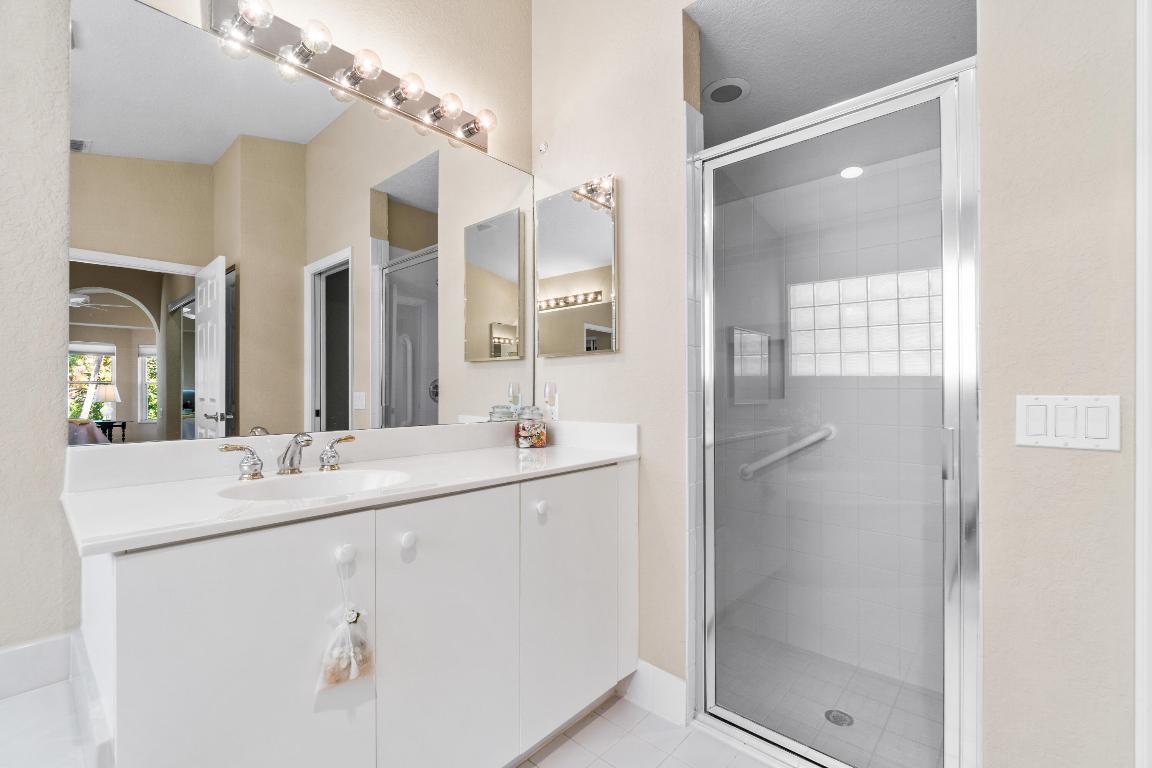 5317 Grey Birch Lane, Boynton Beach