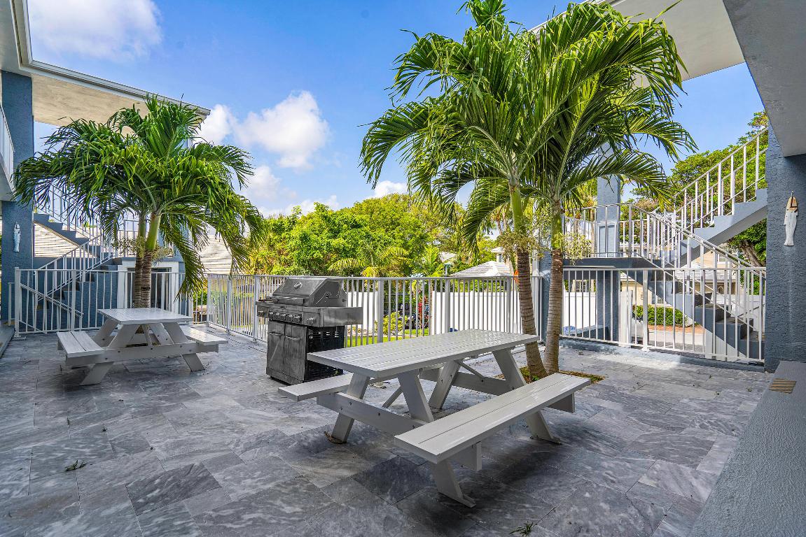 801 Andrews Avenue 5, Delray Beach Unit: 5