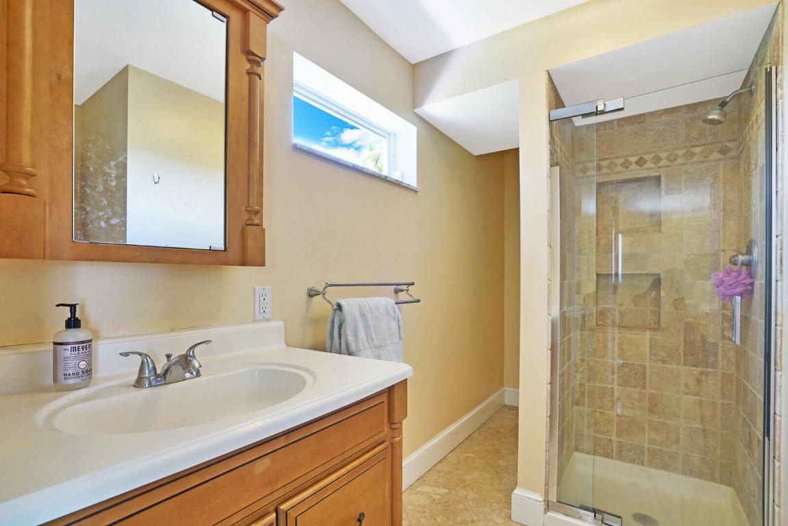 365 NE 3rd Street, Boca Raton