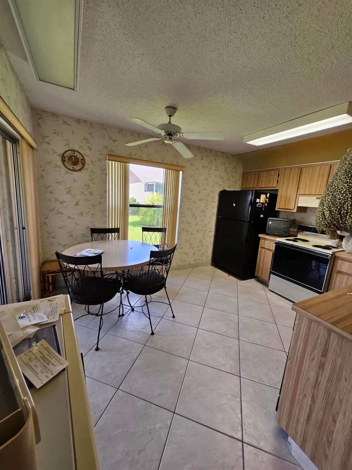 5407 Viburnum Circle