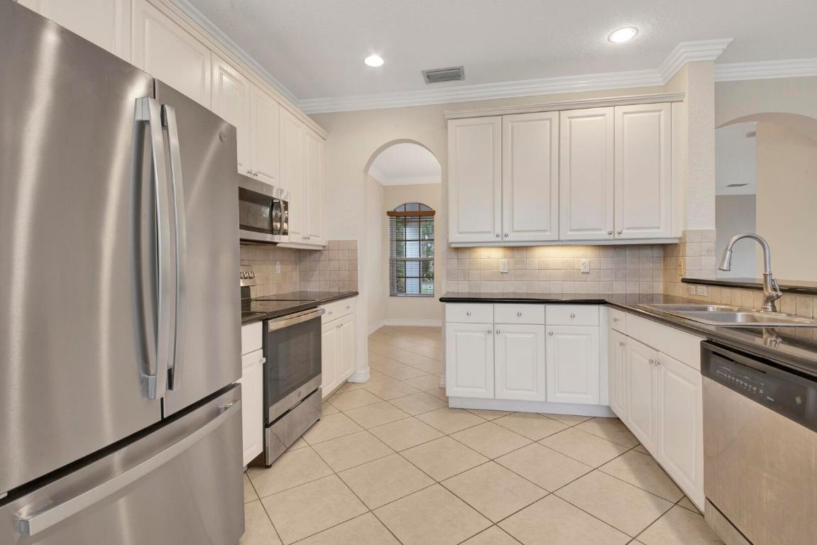 10371 Gentlewood Forest Drive, Boynton Beach