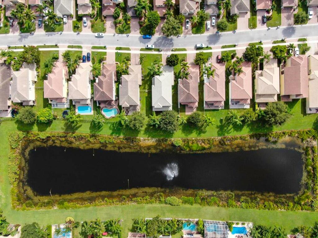 10371 Gentlewood Forest Drive, Boynton Beach