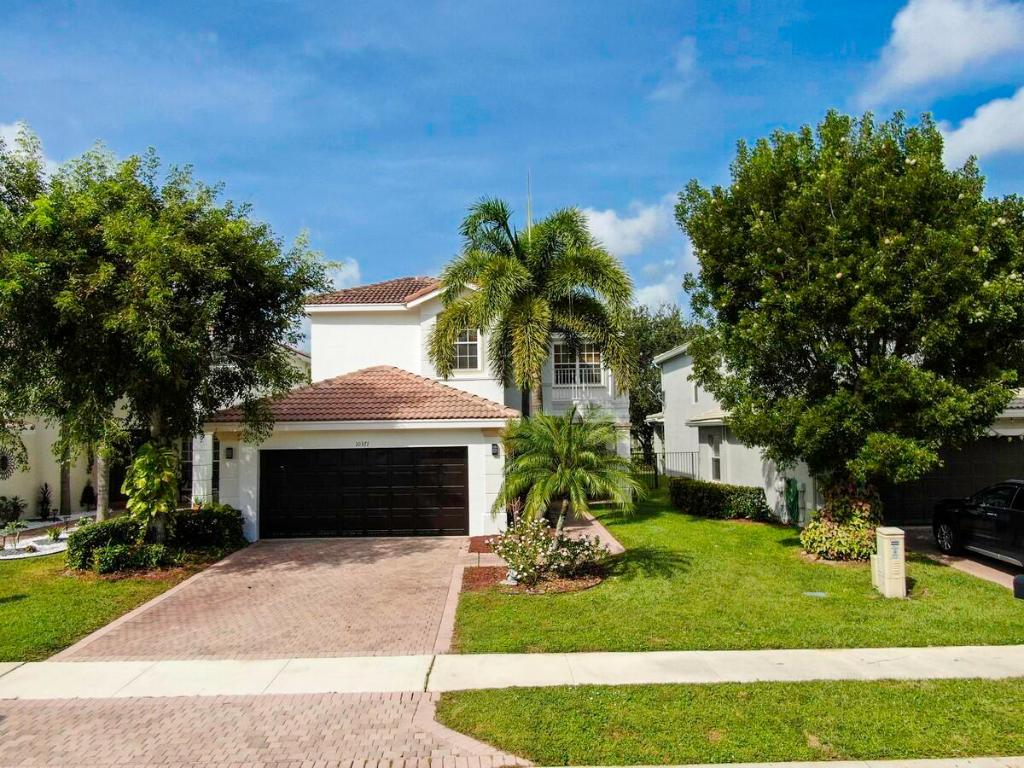 10371 Gentlewood Forest Drive, Boynton Beach