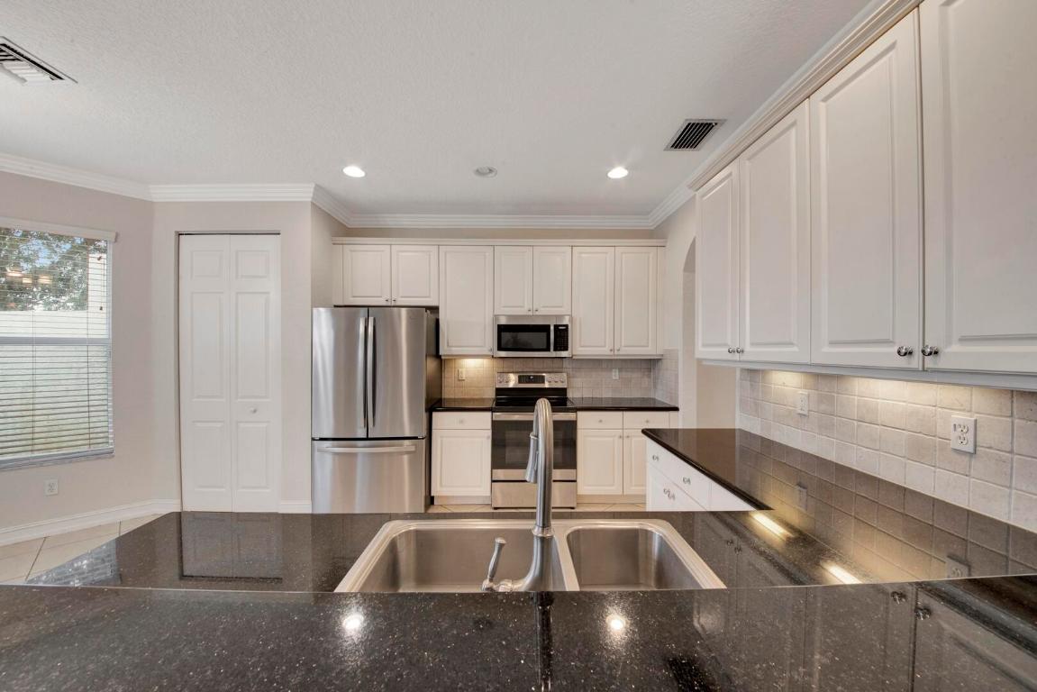 10371 Gentlewood Forest Drive, Boynton Beach