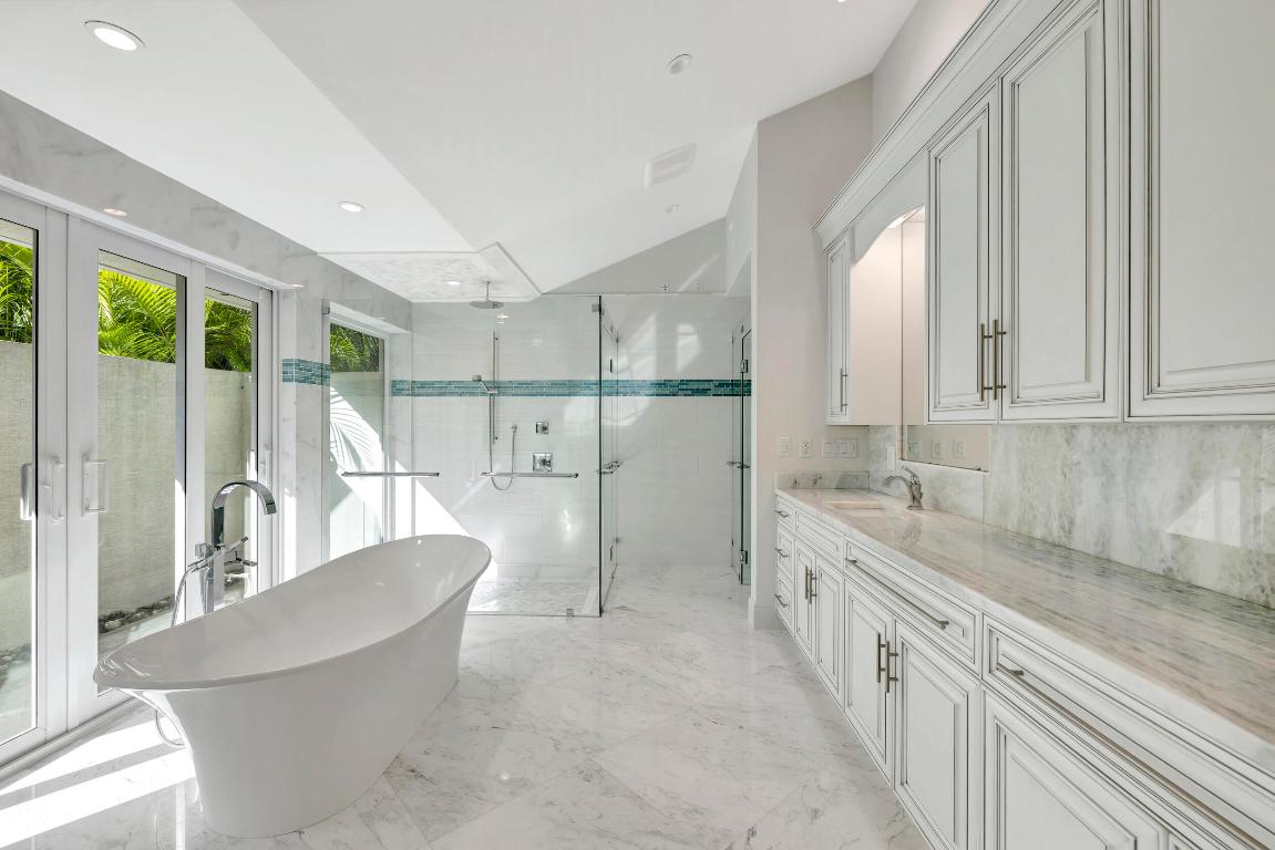 355 Oakview Drive, Delray Beach