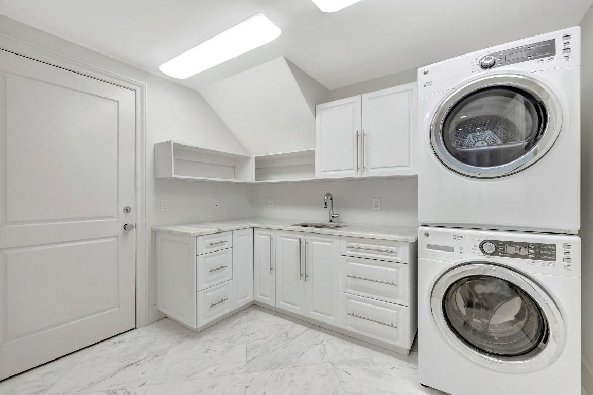355 Oakview Drive, Delray Beach
