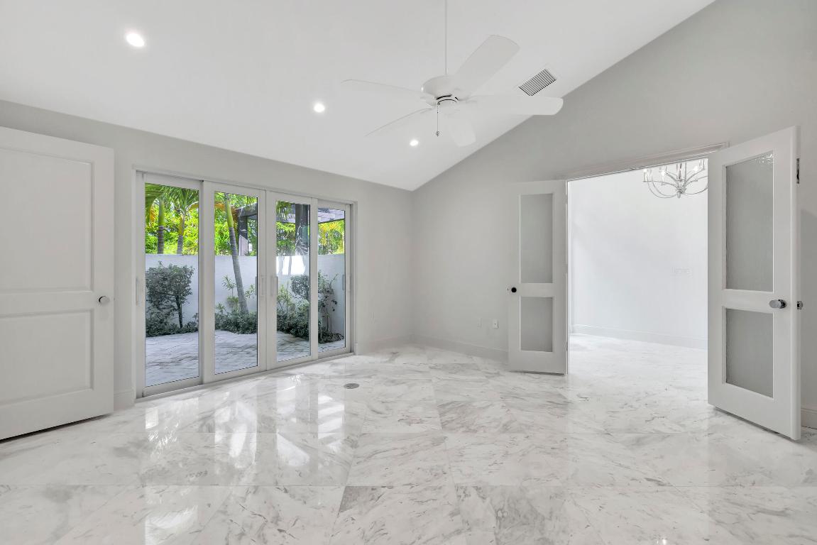 355 Oakview Drive, Delray Beach