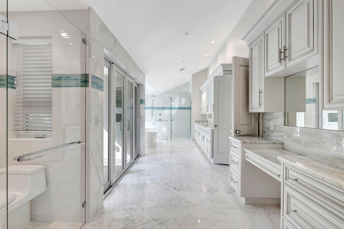 355 Oakview Drive, Delray Beach