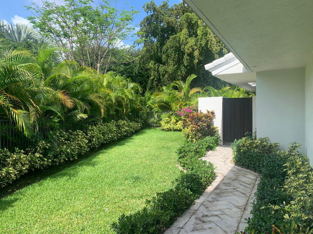 355 Oakview Drive, Delray Beach