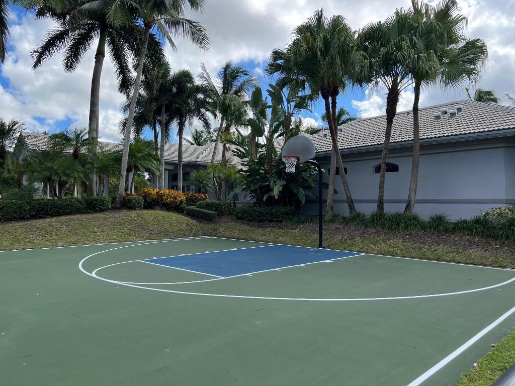 19621 Dinner Key Drive, Boca Raton