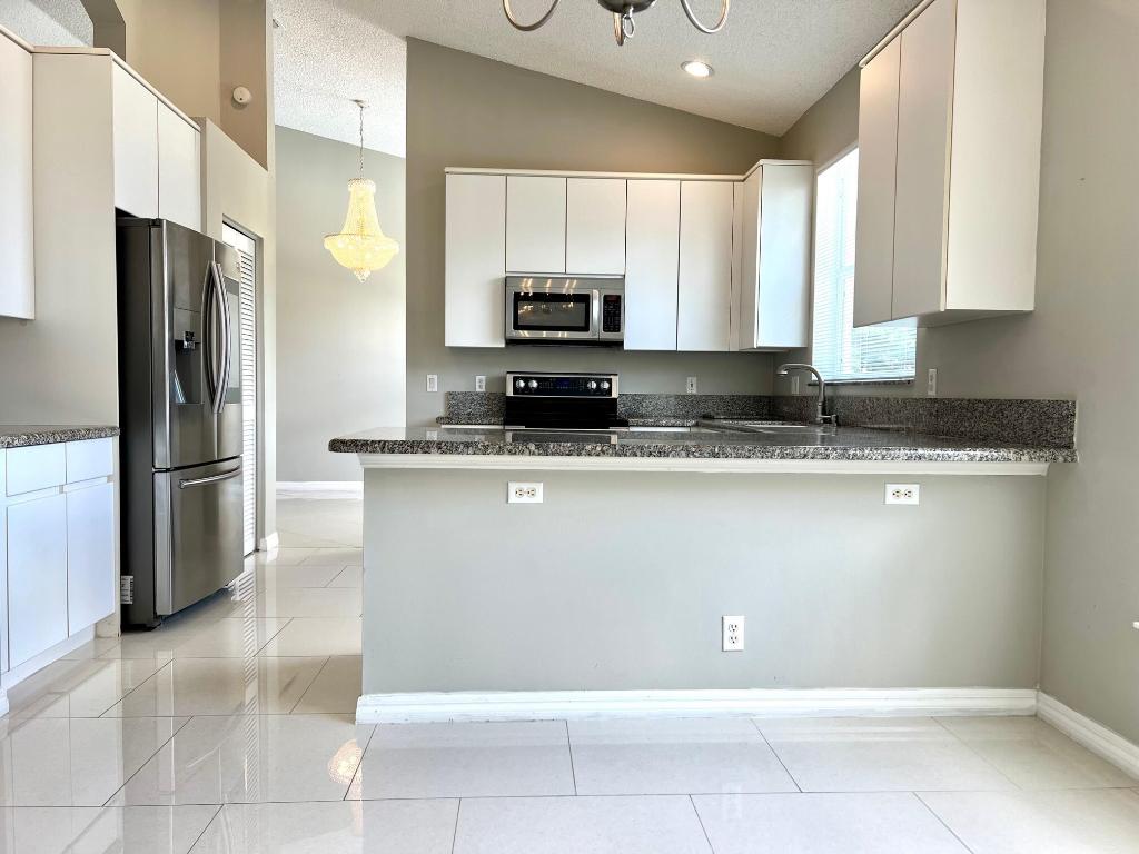 19621 Dinner Key Drive, Boca Raton