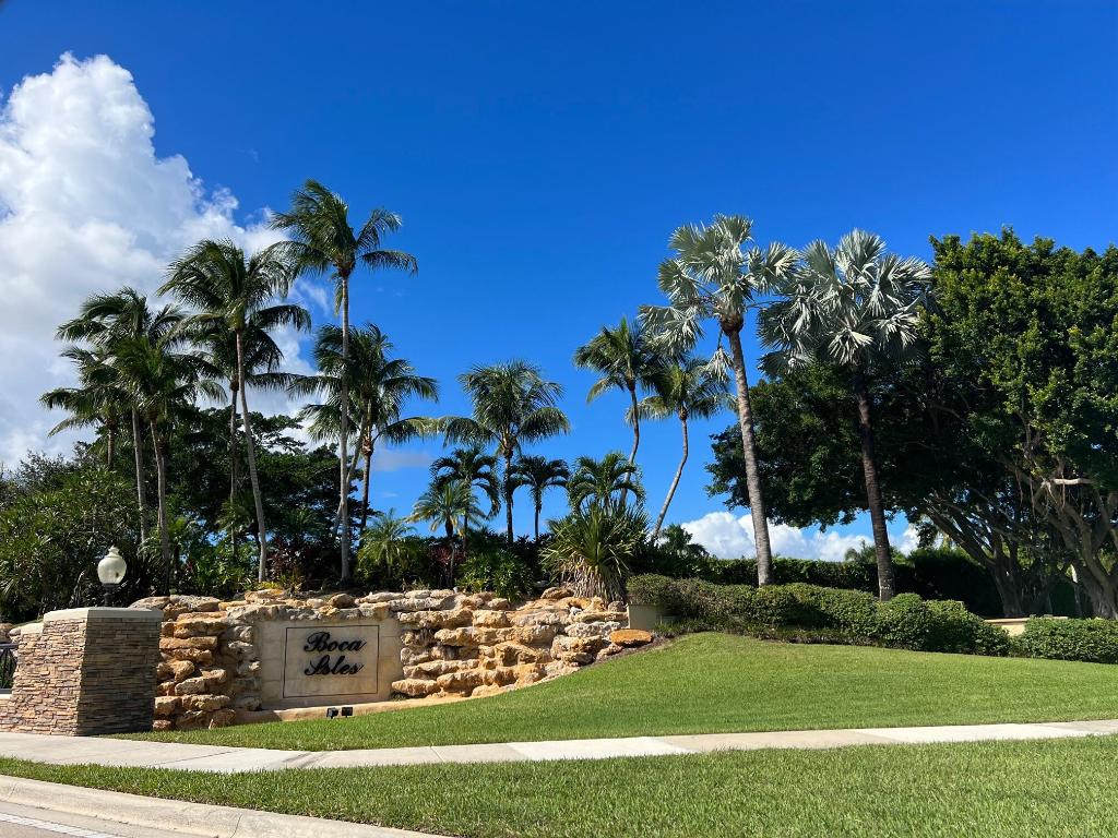 19621 Dinner Key Drive, Boca Raton