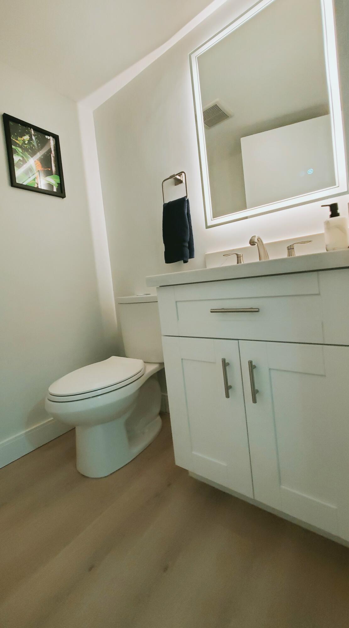 15 Royal Palm Way 5030, Boca Raton Unit: 5030