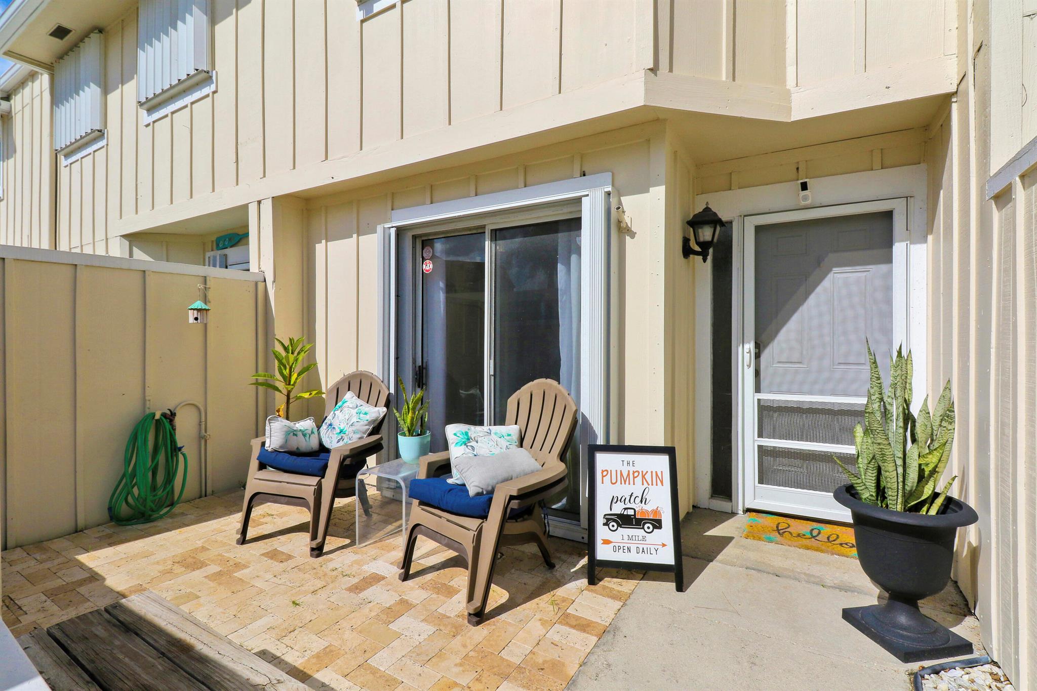 6151 Riverwalk Lane Unit: 6