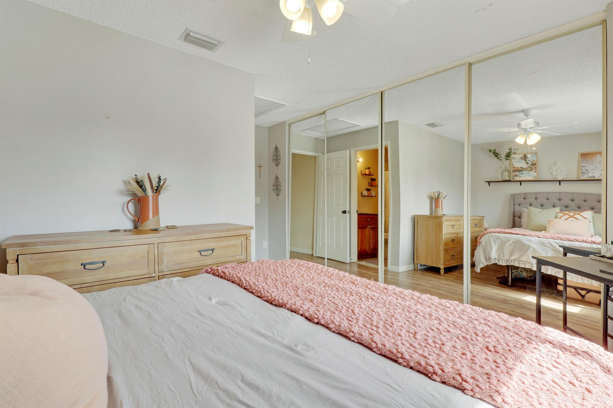 6151 Riverwalk Lane Unit: 6